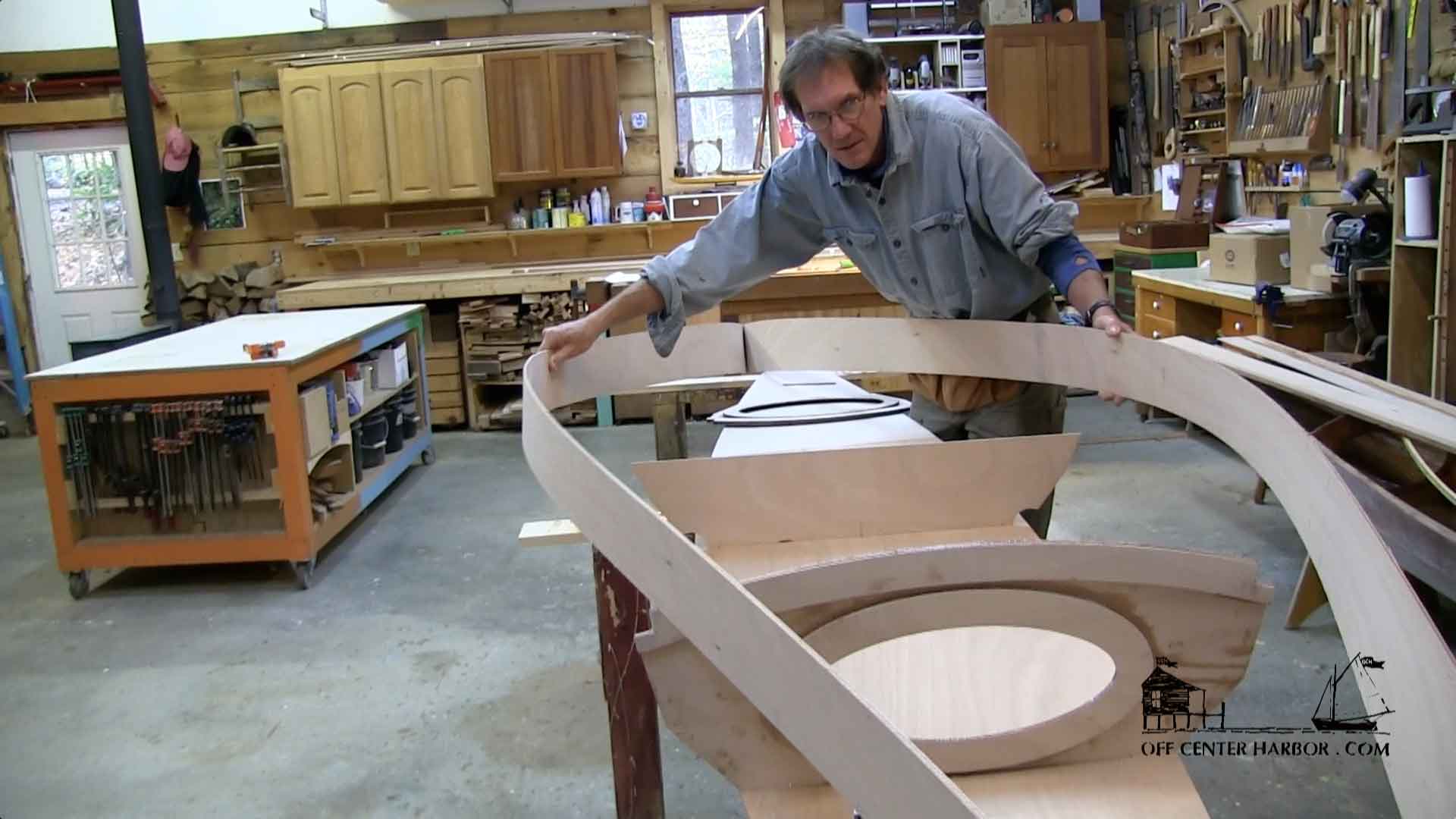 VIDEO: Building a Stitch and Glue Boat, Part 6 - Stitching 