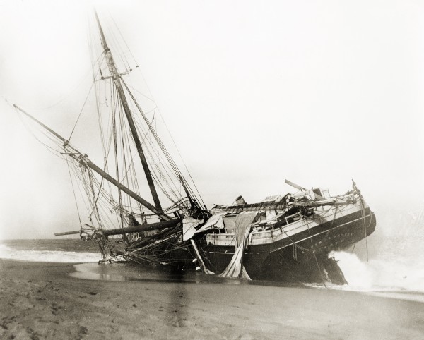 3-masted schooner ALBERT L. BUTLER in shambles near Provincetown, MA. LB2013.21.339