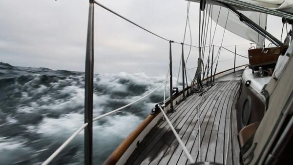 Cold and fast sailing in the Arctic