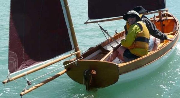 Iain Oughtred's Tammy Norrie, one of the world's best dinghies, sailing with tanbark sails
