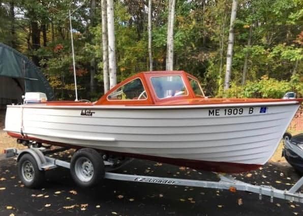 Sold 17 One Family 1962 Lapstrake Runabout By White Canoe Co Offcenterharbor Com