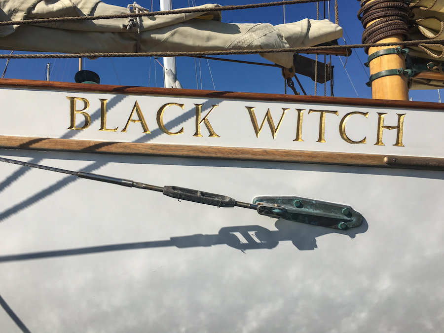 32 Winslow Modified Friendship Sloop BLACK WITCH Good Boats For Sale 6 